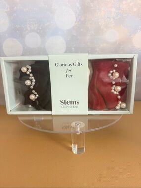 Stems Luxury for Legs - Three Pairs of Pearl Band Ankle Socks - NIB